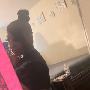 Meet your Posher, Edbonie